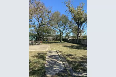 Tbd Thomas Street, Terrell, TX 75160 - Photo 2