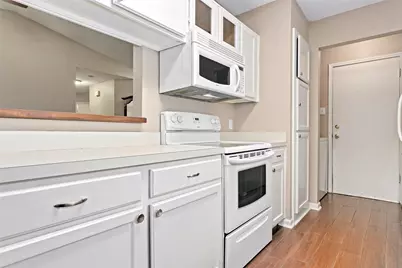 1509 Hunting Green Drive, Fort Worth, TX 76134 - Photo 6