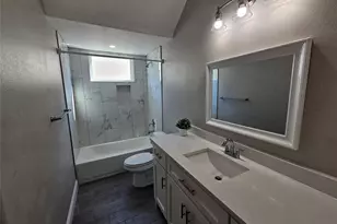 610 Parker Cir, Garland, TX 75040 - Photo 6