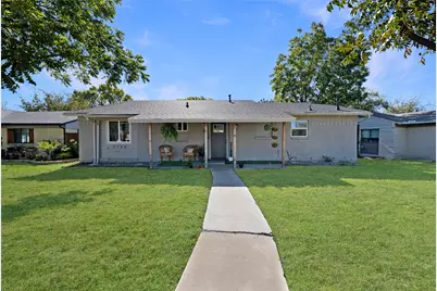 2126 Travis Drive, Carrollton, TX 75006 - Photo 2