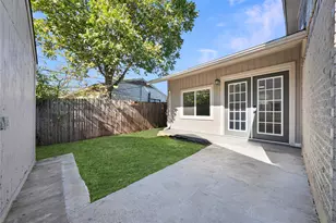 2126 Travis Dr, Carrollton, TX 75006 - Photo 22