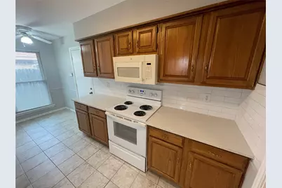 2022 Chalfont Drive, Carrollton, TX 75007 - Photo 16