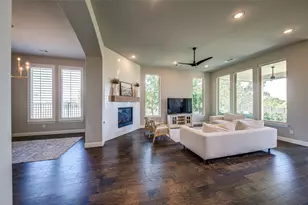 1071 Cabinside Dr, Roanoke, TX 76262 - Photo 8