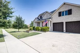 1071 Cabinside Dr, Roanoke, TX 76262 - Photo 30