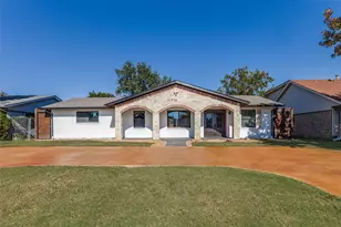 2124 Charles Dr, Mesquite, TX 75150 - Photo 1