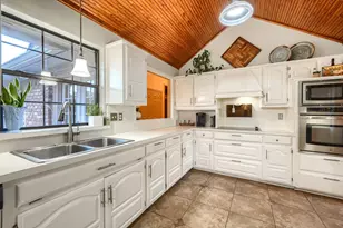 2592 Meadow Way, Terrell, TX 75160 - Photo 12