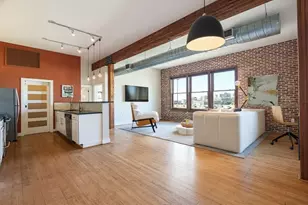 2502 Live Oak St, Dallas, TX 75204 - Photo 2