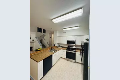 1010 Cheddar Court, Arlington, TX 76017 - Photo 4