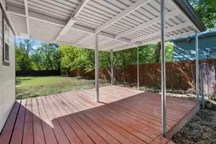 1123 Cornelia St, Greenville, TX 75401 - Photo 18
