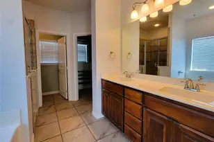 621 Marybeth Dr, Burleson, TX 76028 - Photo 18