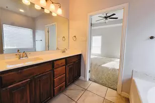 621 Marybeth Dr, Burleson, TX 76028 - Photo 20