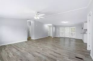 907 Mojave Trail, Granbury, TX 76048 - Photo 14