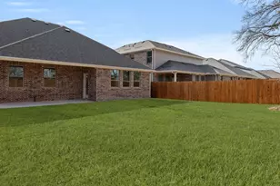 1014 Colgate Cir, Princeton, TX 75407 - Photo 10