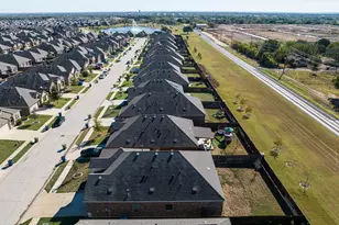 10812 Aledo Ln, Aubrey, TX 76227 - Photo 38