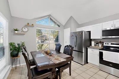 821 Parkwest Boulevard, Saginaw, TX 76179 - Photo 10