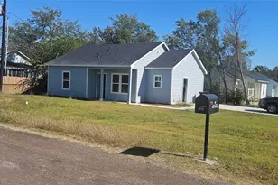 200 Bella Vista, West Tawakoni, TX 75474 - Photo 2