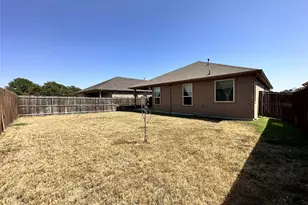 304 Cypress Crk Ln, Denton, TX 76210 - Photo 24