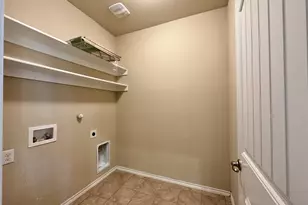 304 Cypress Crk Ln, Denton, TX 76210 - Photo 20