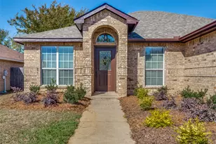 1616 Fern Dr, Mansfield, TX 76063 - Photo 2