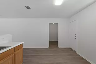 812 Poncho Ln, Fort Worth, TX 76052 - Photo 10