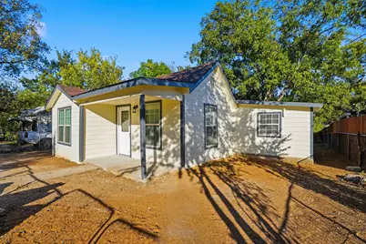 2421 Johnson Street, Fort Worth, TX 76105 - Photo 2