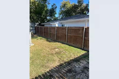 2148 Brookfield Avenue #A, Dallas, TX 75235 - Photo 14