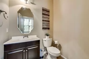 3943 Asbury Ln, Addison, TX 75001 - Photo 8