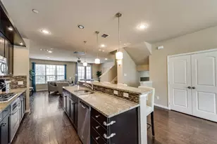 3943 Asbury Ln, Addison, TX 75001 - Photo 14