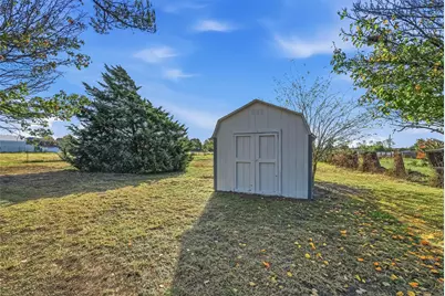 8820 Johns Road, Alvarado, TX 76009 - Photo 22