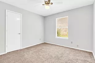 6000 Maple Springs Dr, Arlington, TX 76001 - Photo 16