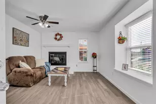 1319 Parkway Ct, Arlington, TX 76010 - Photo 20