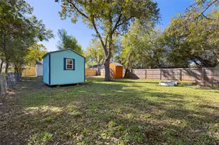 8232 Redonda St, White Settlement, TX 76108 - Photo 22