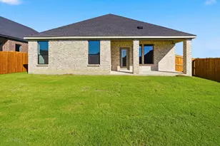 205 Sophie Dr, Princeton, TX 75407 - Photo 2