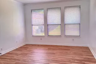 8226 Fox Creek Trail, Dallas, TX 75249 - Photo 14