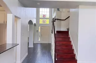 8226 Fox Creek Trail, Dallas, TX 75249 - Photo 6