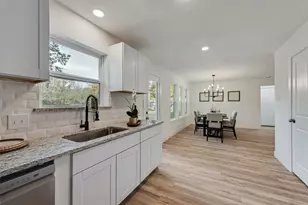 1205 Circle Ln, Bedford, TX 76022 - Photo 12