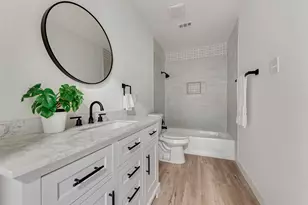 1205 Circle Ln, Bedford, TX 76022 - Photo 18