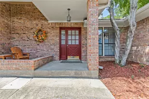 2304 Rockhill Rd, McKinney, TX 75072 - Photo 2