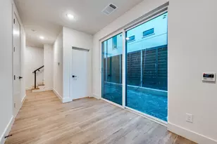 2906 Hawthorne Ave, Dallas, TX 75219 - Photo 4