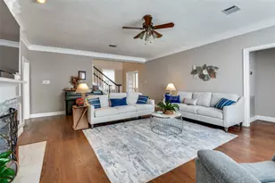 2204 Yaupon Dr, Irving, TX 75063 - Photo 6