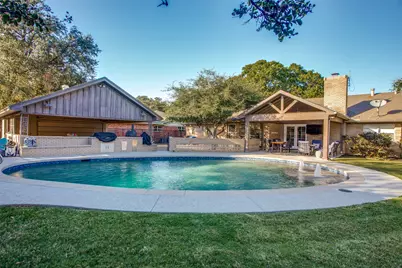 4321 Selkirk Drive W, Fort Worth, TX 76109 - Photo 2