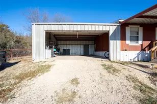 845 Co Rd 124, Stephenville, TX 76401 - Photo 22