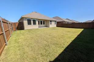 325 Texas Trl, Justin, TX 76247 - Photo 16