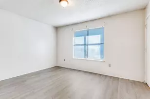 1228 English St, Irving, TX 75061 - Photo 8