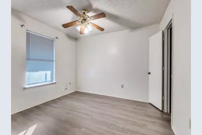 1228 English Street, Irving, TX 75061 - Photo 10