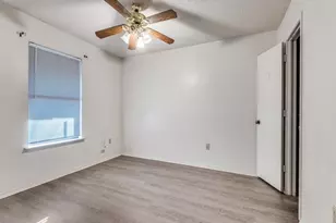 1228 English St, Irving, TX 75061 - Photo 10