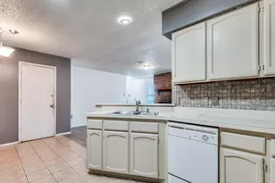 1228 English St, Irving, TX 75061 - Photo 6