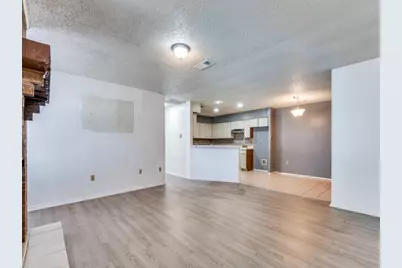 1228 English Street, Irving, TX 75061 - Photo 2