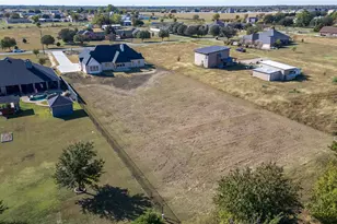 819 Meadow Lark Ln, Red Oak, TX 75154 - Photo 26