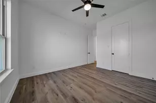 819 Meadow Lark Ln, Red Oak, TX 75154 - Photo 20